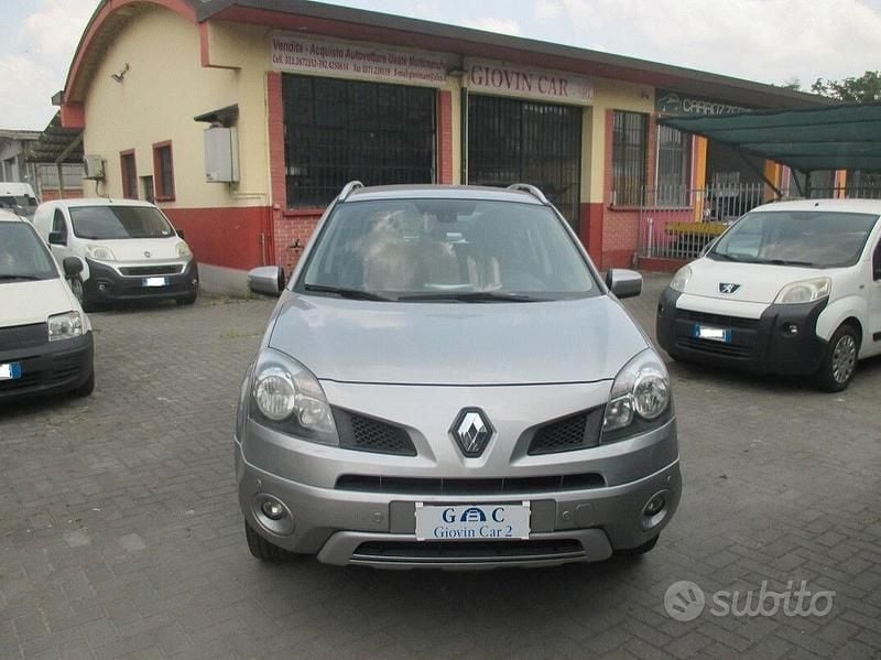 Usata Renault Koleos Dynamique 150 CV (110 kW) 2009 Grigio SUV