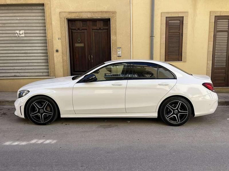 Usata Mercedes C300 245 CV (180 kW) 2019 Berlina