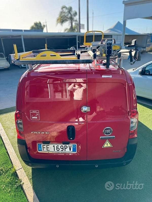 Usata Fiat Fiorino 95 CV (69 kW) 2016 Rosso Monovolume