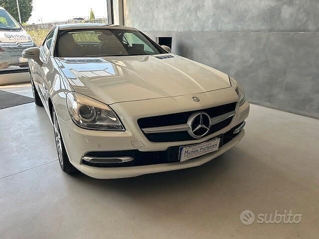 Usata Mercedes SLK200 184 CV (135 kW) 2013 Bianco Cabrio