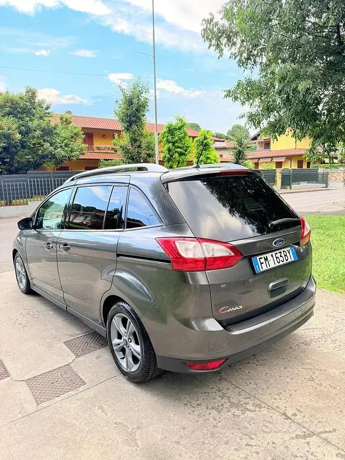 Usata Ford C-MAX 150 CV (110 kW) 2017 Grigio Monovolume