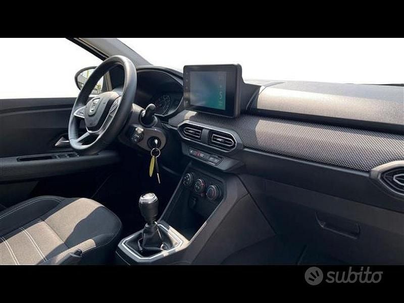 Usata Dacia Sandero Comfort 101 CV (74 kW) 2022 Bianco Utilitaria