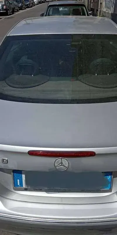 Usata Mercedes CLK270 Elegance 170 CV (125 kW) 2004 Argento Coupé