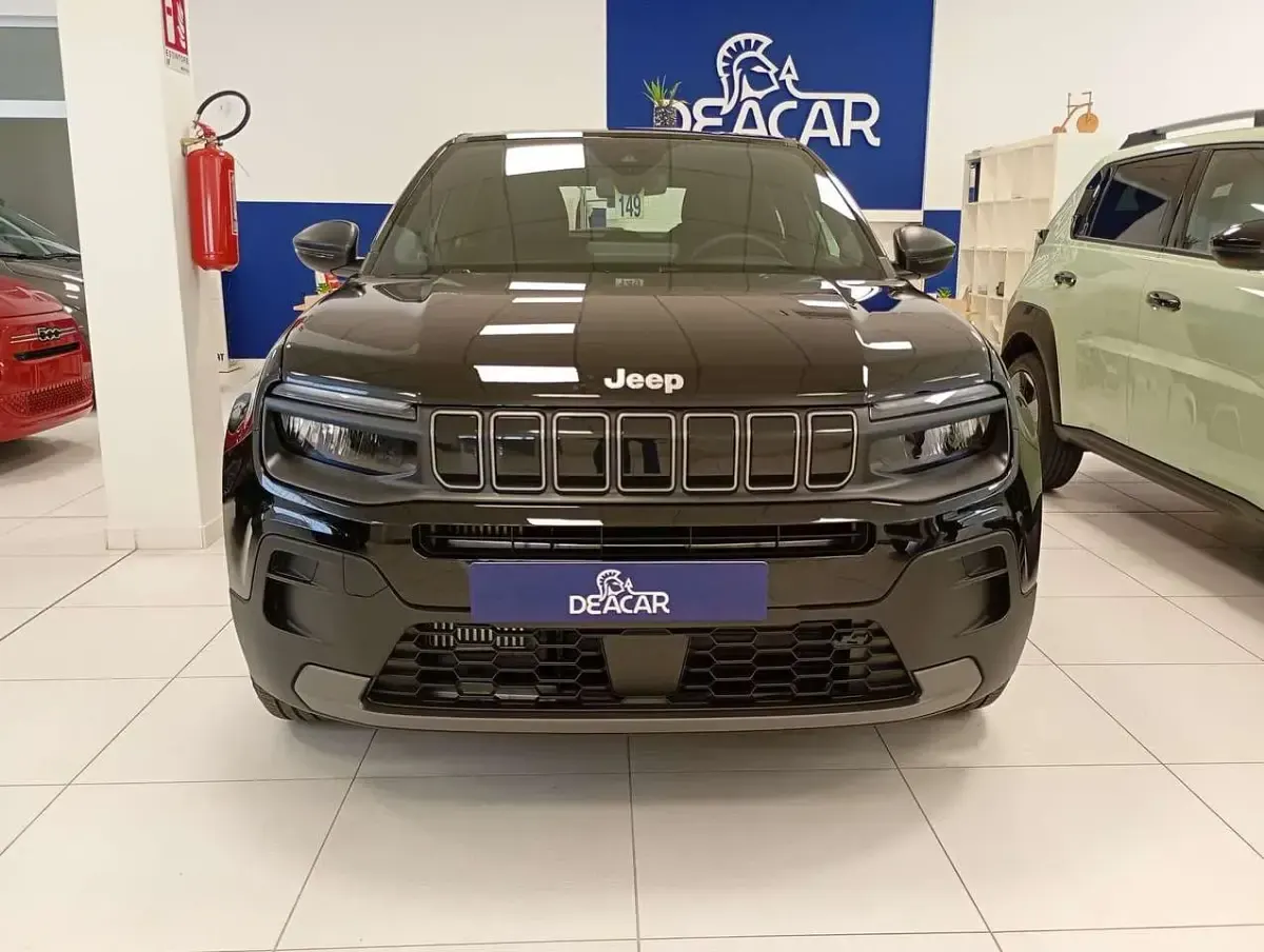 Nuova Jeep Avenger Longitude 101 CV (74 kW) 2026 Nero SUV