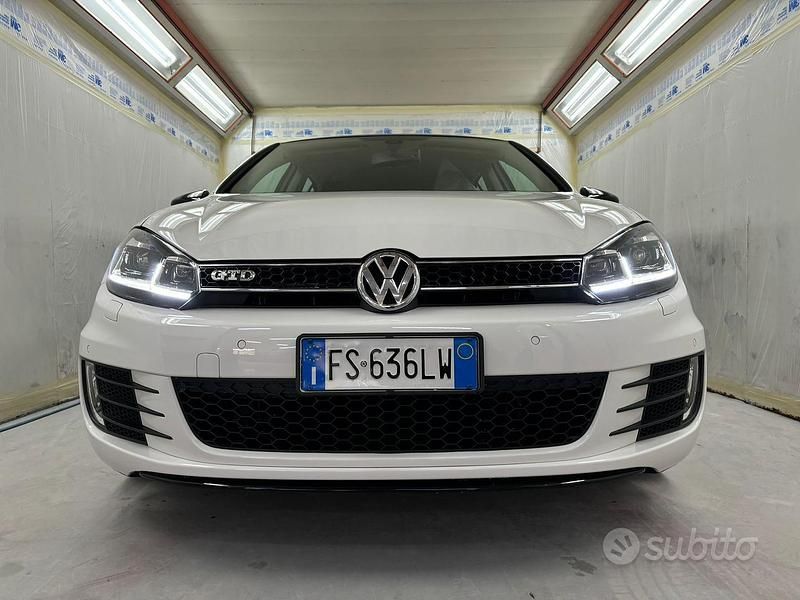 Usata VW Golf VI 2009 Utilitaria