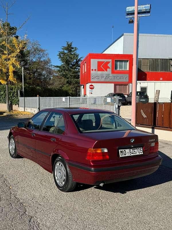 Usata BMW 316 Efficient Dynamics 102 CV (75 kW) 1992 Berlina
