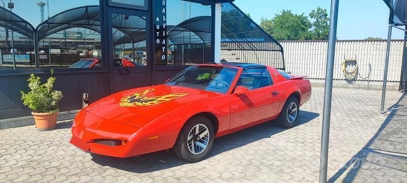 Usata Pontiac Firebird 140 CV (102 kW) 1989 Rosso Coupé