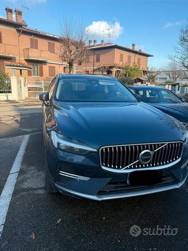 Usata Volvo XC60 Inscription 190 CV (139 kW) 2022 Blu/azzurro SUV