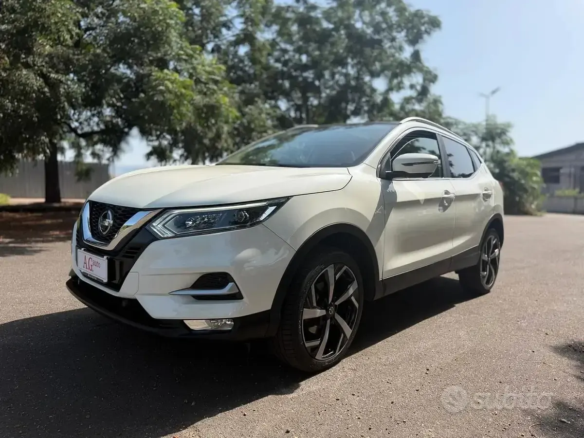 Usata Nissan Qashqai Tekna+ 131 CV (96 kW) 2019 Bianco SUV