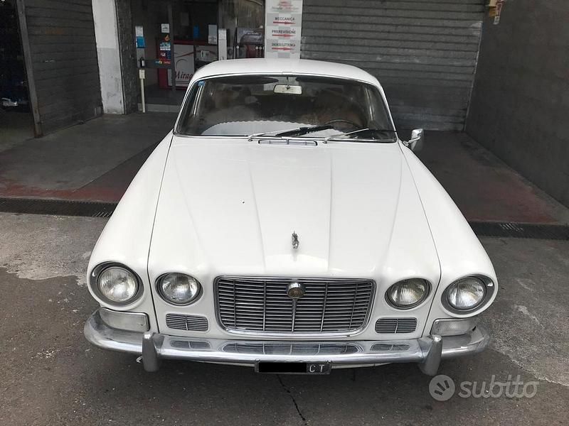 Usata Jaguar XJ6 1960 Bianco Berlina