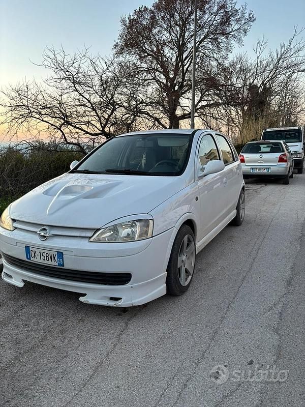 Usata Opel Corsa 2006 Bianco Utilitaria