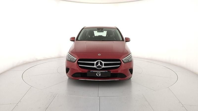 Usata Mercedes B180 116 CV (85 kW) 2022 Rosso Monovolume