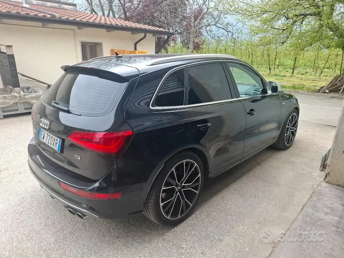 Usata Audi SQ5 313 CV (230 kW) 2014 Nero SUV