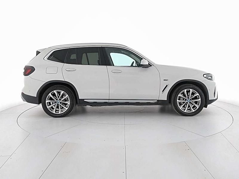 Usata BMW X3 Efficient Dynamics 184 CV (135 kW) 2022 Bianco SUV