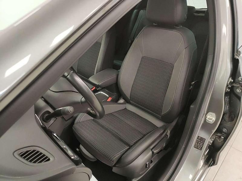 Usata Opel Astra Elegance 122 CV (89 kW) 2021 Grigio Utilitaria