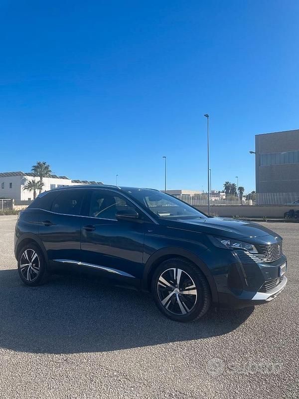 Usata Peugeot 3008 131 CV (96 kW) 2022 SUV