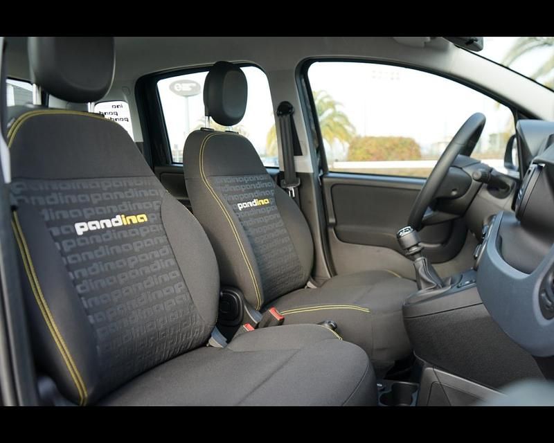 Usata Fiat Panda S 70 CV (51 kW) 2024 Nero Utilitaria
