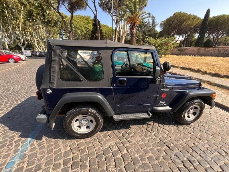 Begagnad Jeep Wrangler 143 HK (105 kW) 2005 Blå SUV