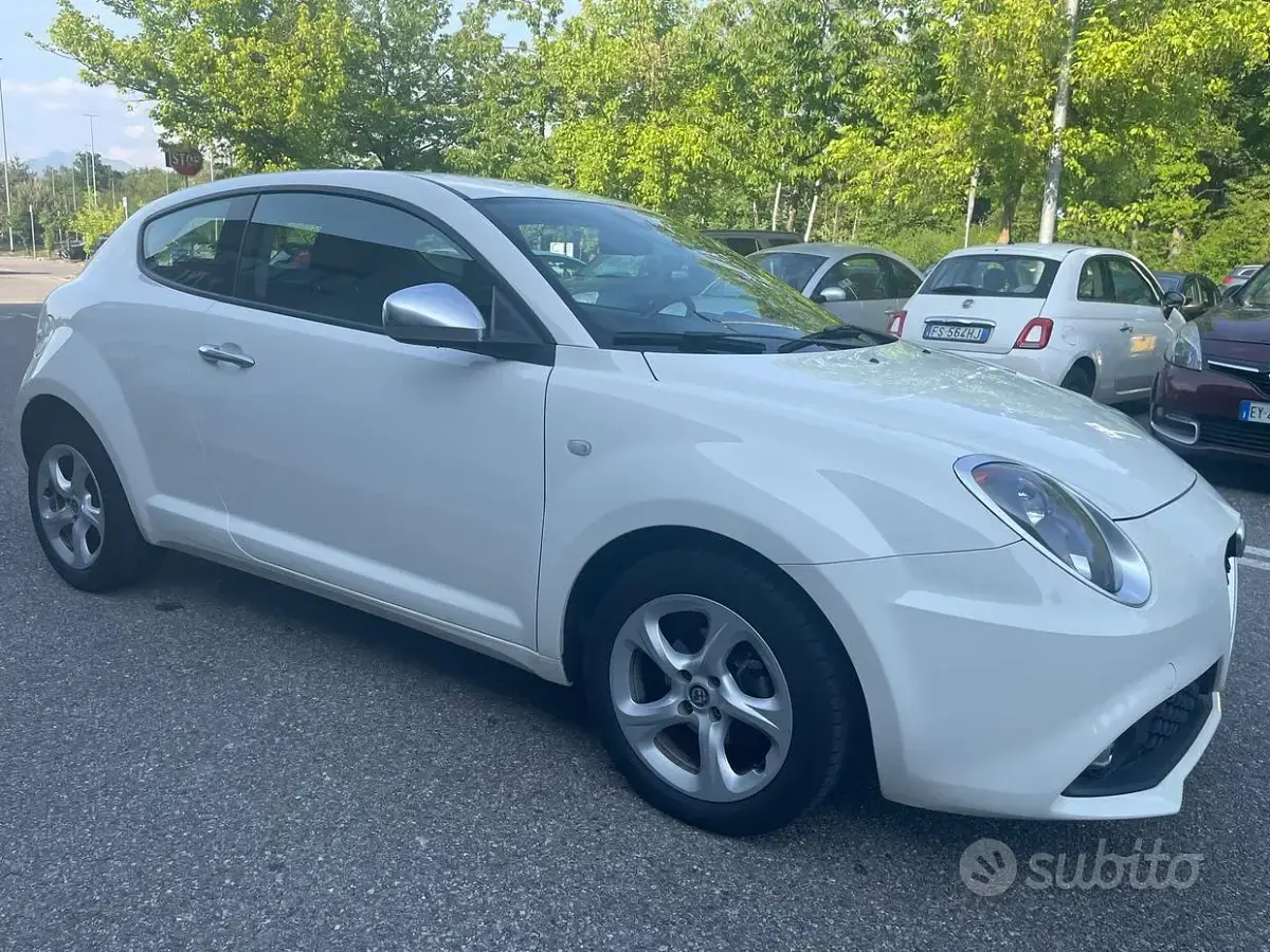Begagnad Alfa Romeo MiTo 77 HK (56 kW) 2017 Vit Halvkombi