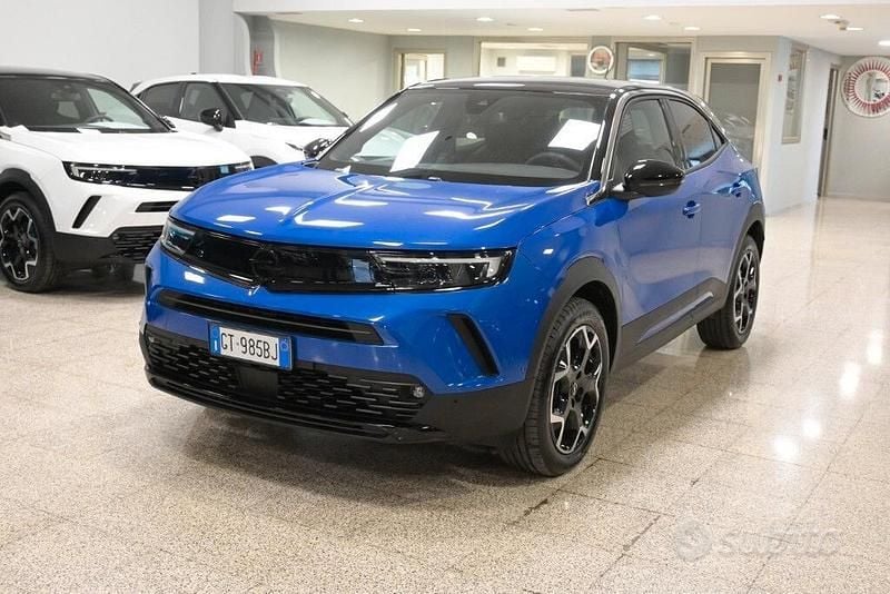Usata Opel Mokka Ultimate 131 CV (96 kW) 2024 Blu/azzurro SUV