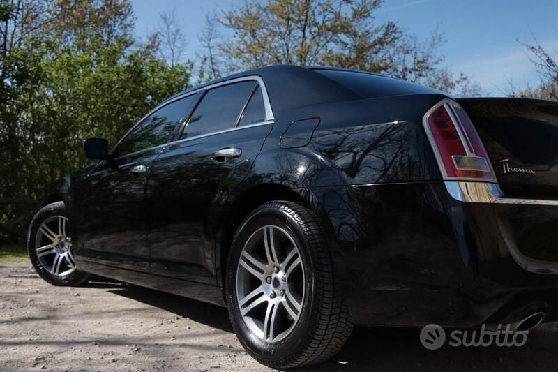 Usata Lancia Thema Platinum 239 CV (175 kW) 2013 Nero Berlina
