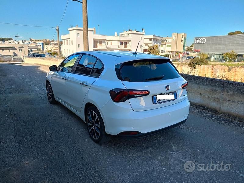 Usata Fiat Tipo Lounge 95 CV (69 kW) 2020 Bianco Berlina