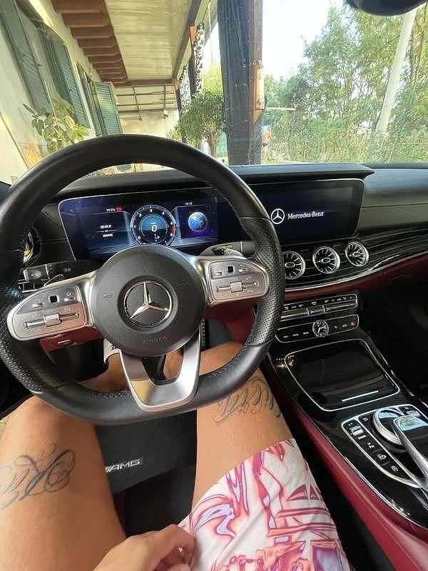 Usata 2019 Mercedes CLS300 Premium Coupé | 40.500 € (Buon prezzo) - Immagine 1/4