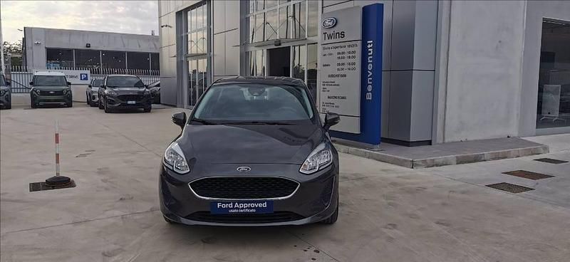 Grigio Usata 2021 Ford Fiesta Due volumi | 13.300 € (Buon prezzo) - Immagine 1/4
