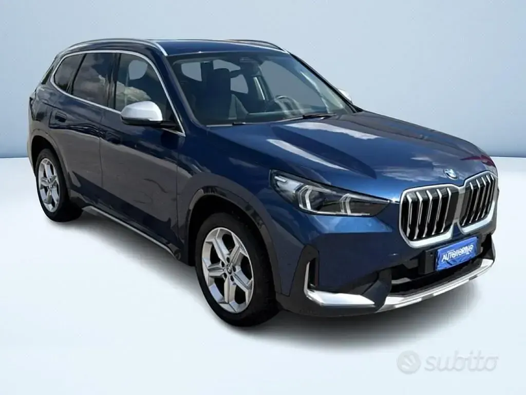 Usata BMW X1 xLine 150 CV (110 kW) 2023 Blu metallizzato SUV