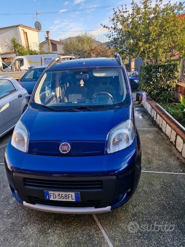 Blu Usata 2016 Fiat Qubo Trekking Monovolume | 6000 € (Super prezzo) - Immagine 1/4