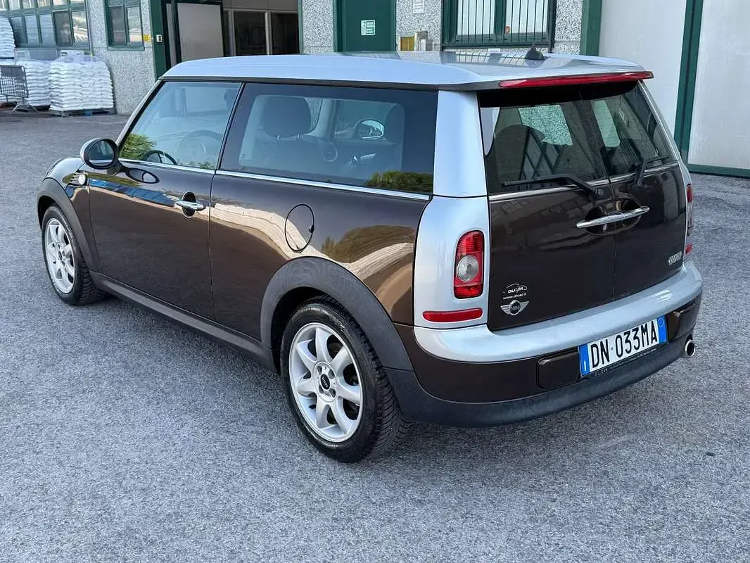 Usata Mini Cooper Clubman 120 CV (88 kW) 2008 Marrone Station wagon
