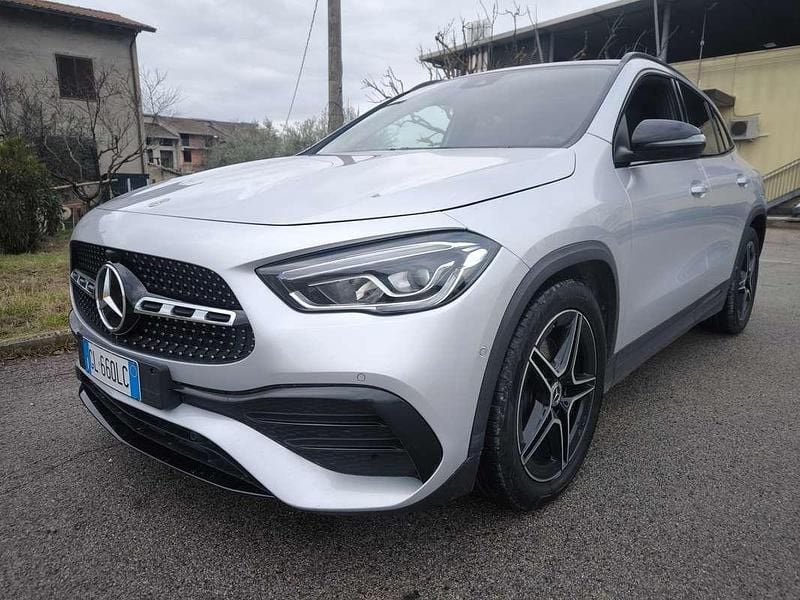 Argento Usata 2023 Mercedes GLA200 Premium SUV | 27.900 € (Ottimo prezzo) - Immagine 1/4