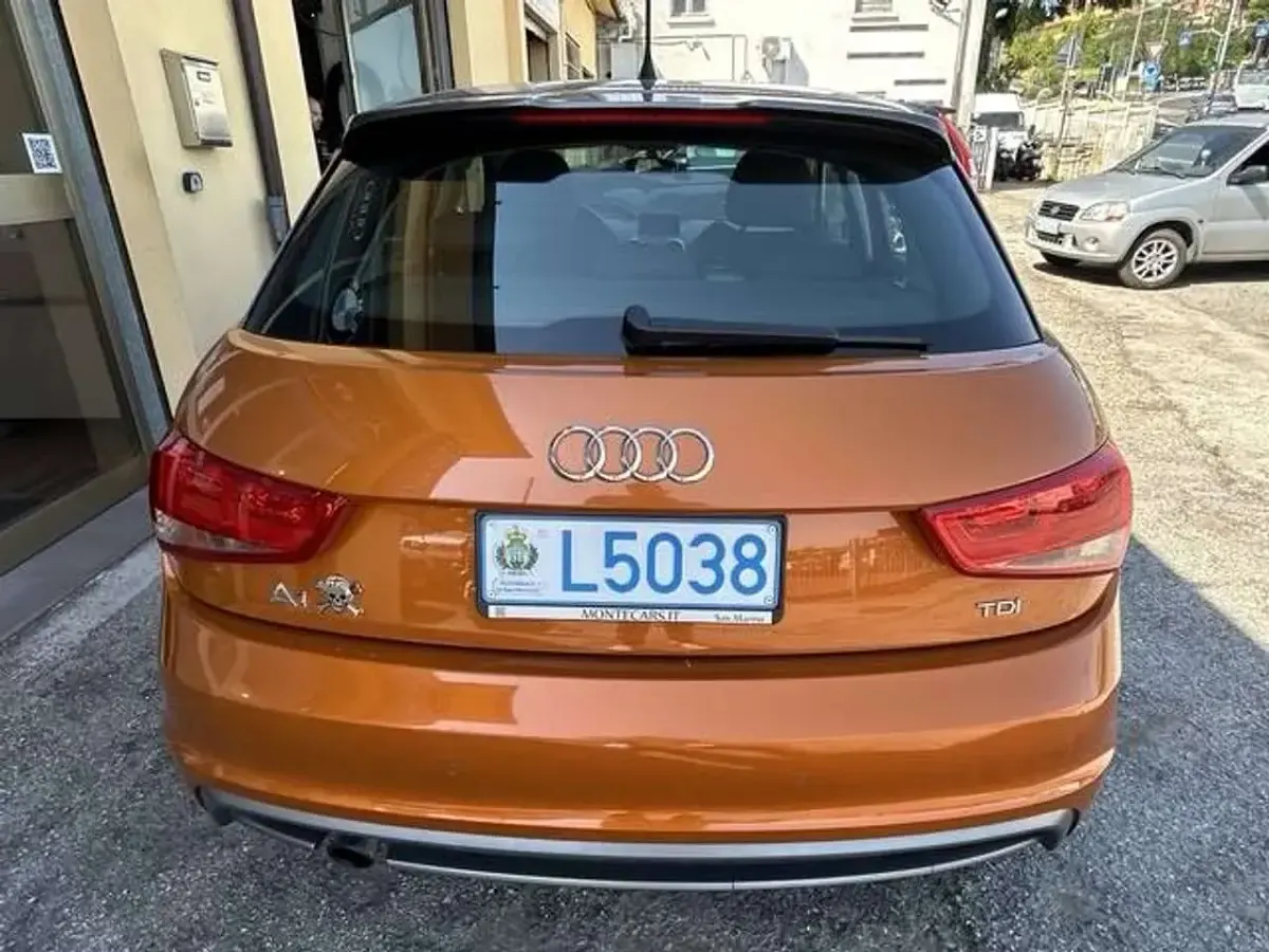 Usata Audi A1 Sportback S-Line 90 CV (66 kW) 2014 Arancione Utilitaria