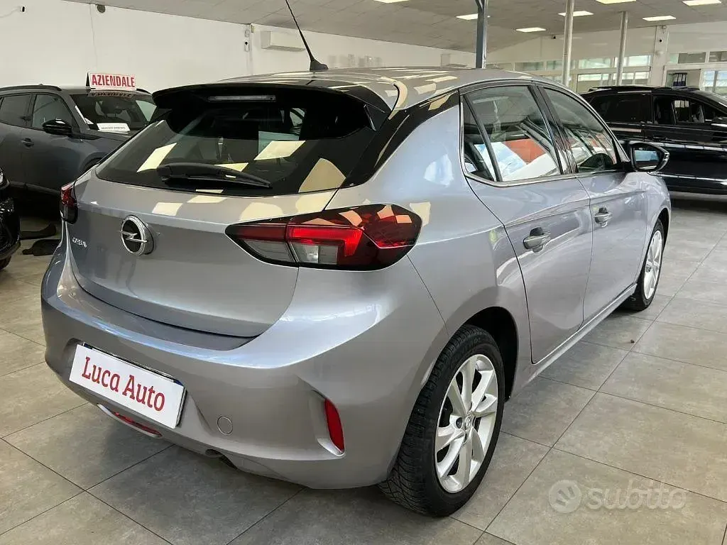 Usata Opel Corsa Elegance 75 CV (55 kW) 2021 Grigio Utilitaria