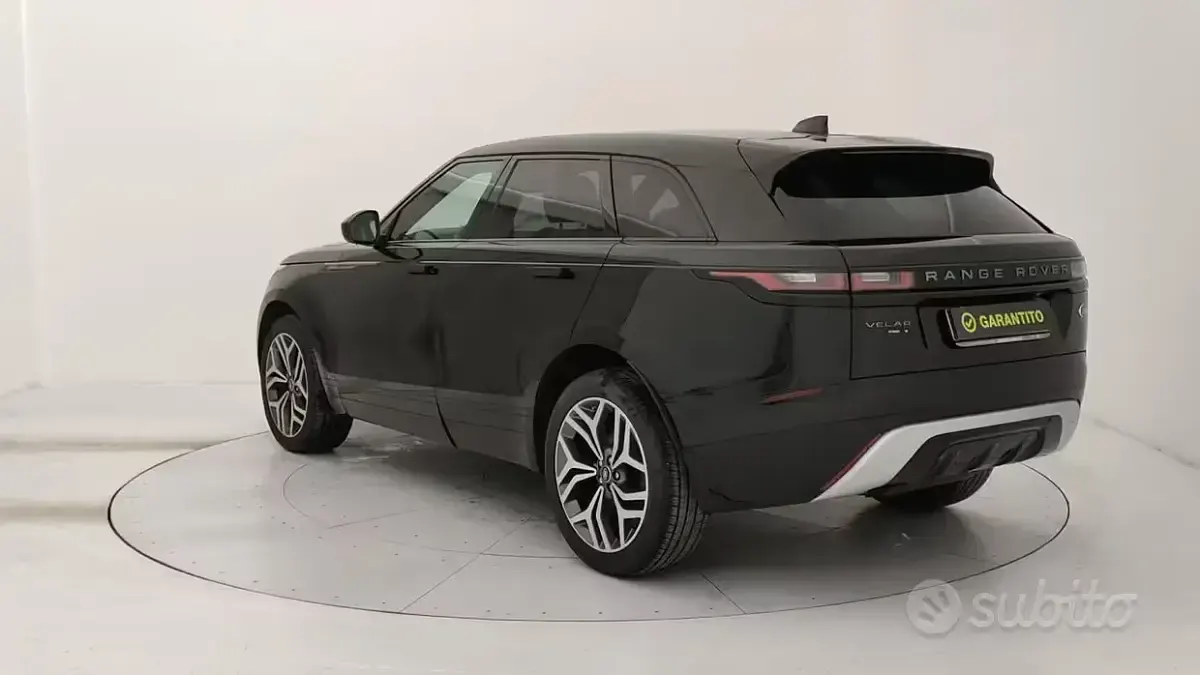 Usata Land Rover Range Rover Velar R-Dynamic 179 CV (131 kW) 2020 Nero SUV