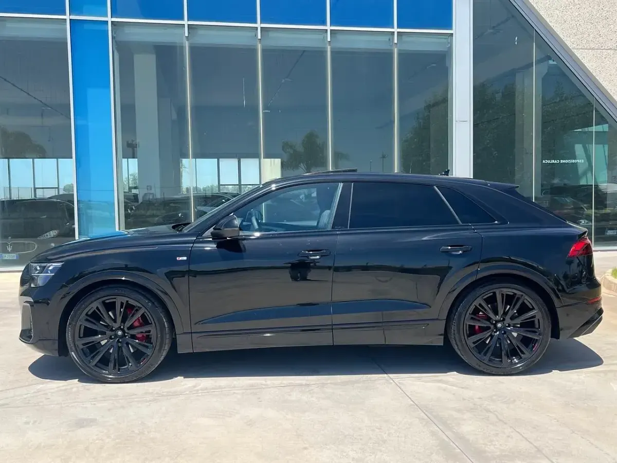 Nuova Audi Q8 S-Line 285 CV (209 kW) 2026 Nero SUV