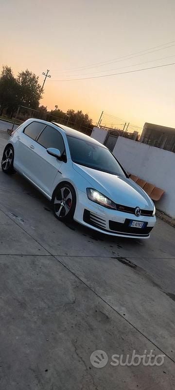 Usata VW Golf VII GTI 230 CV (169 kW) 2015 Bianco