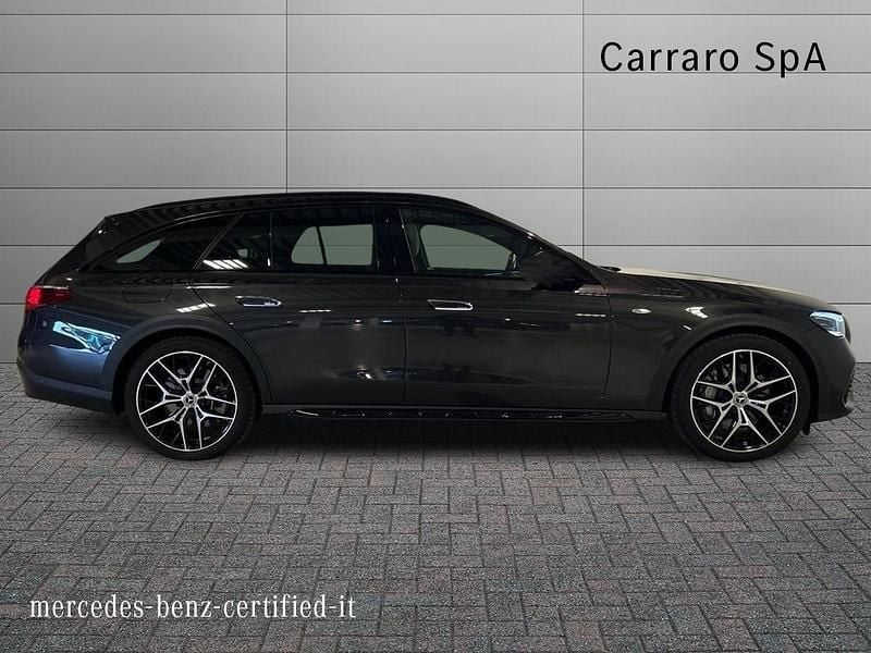 Usata Mercedes 300 Premium Plus 197 CV (144 kW) 2025 Grigio grafite Station wagon