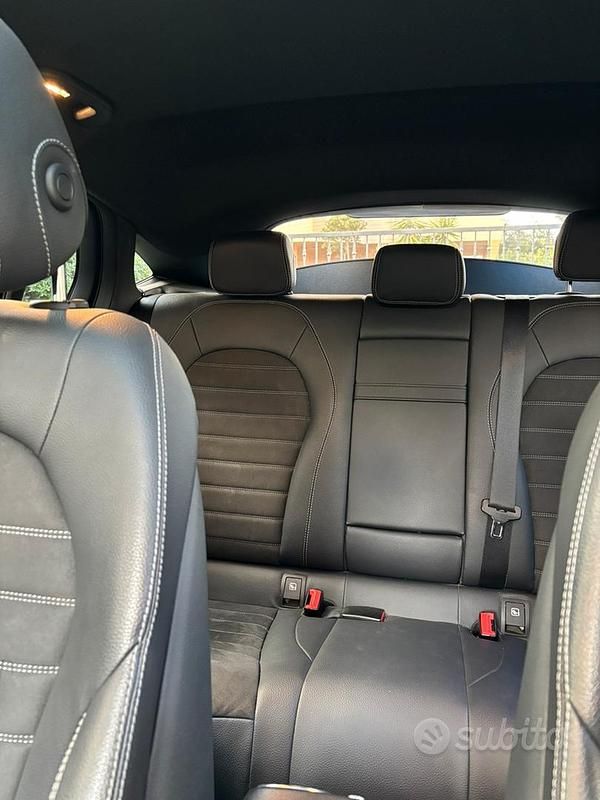 Usata Mercedes GLC300 245 CV (180 kW) 2021 Coupé