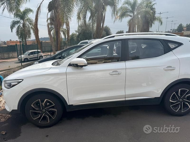 Usata MG ZS 111 CV (81 kW) 2022 Bianco SUV