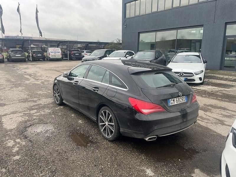 Usata Mercedes CLA220 169 CV (124 kW) 2015 Nero Berlina