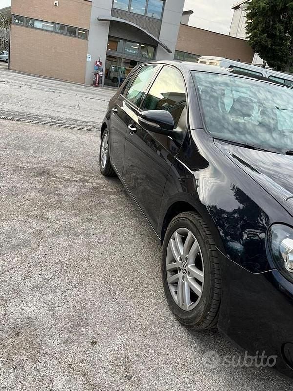 Usata VW Golf VI 2010 Nero Utilitaria