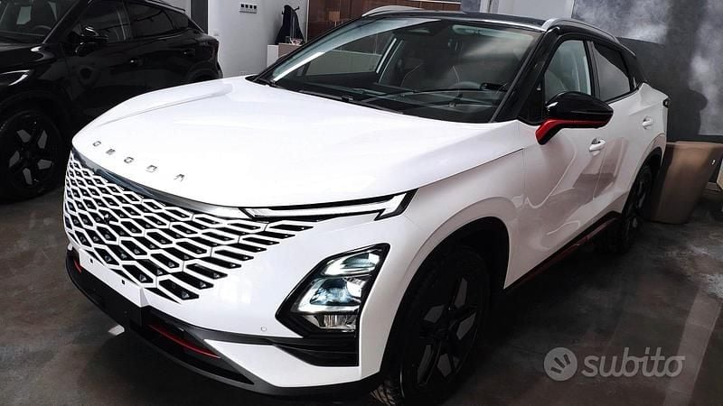 Nuova Omoda 5 147 CV (108 kW) 2025 Bianco SUV
