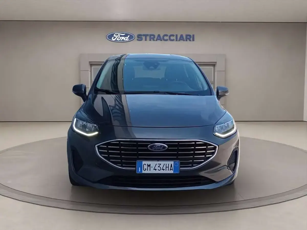 Usata Ford Fiesta Titanium 125 CV (91 kW) 2023 Grigio metallizzato Utilitaria