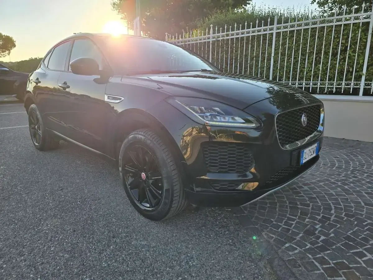 Usata Jaguar E-Pace R-Dynamic 150 CV (110 kW) 2018 Nero SUV