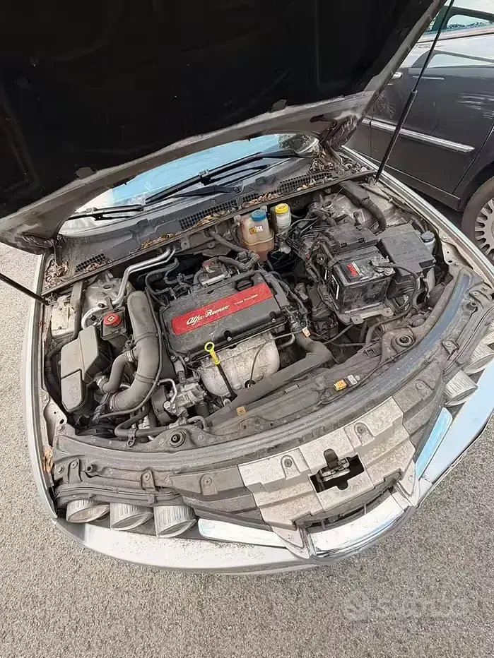 Usata Alfa Romeo 159 140 CV (102 kW) 2007 Grigio Berlina