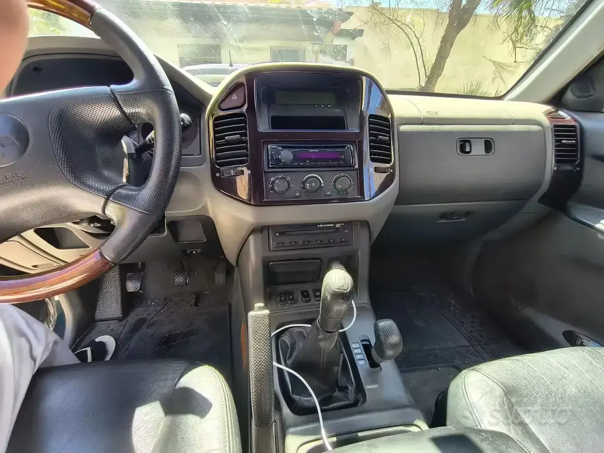 Occasion Mitsubishi Pajero 160 ch (117 kW) 2001 Vert SUV