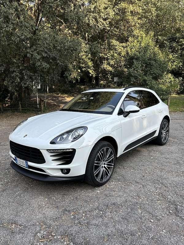 Bianco Usata 2016 Porsche Macan SUV | 25.900 € (Molto cara) - Immagine 1/4