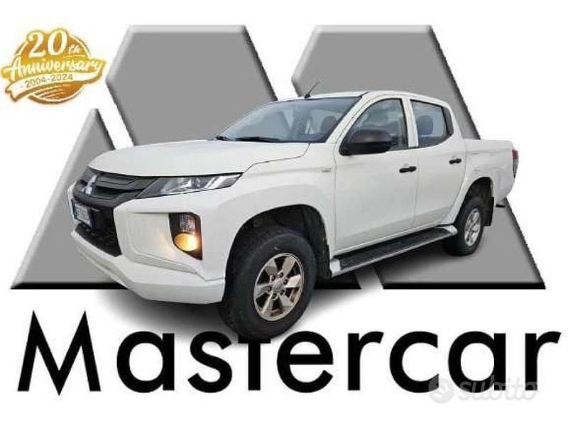 Usata Mitsubishi L200 Invite 150 CV (110 kW) 2021 Pick-up