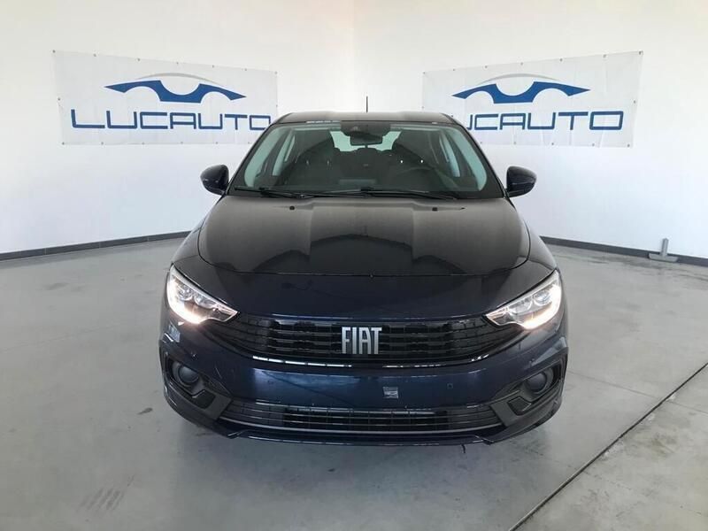 Blu metallizzato Usata 2021 Fiat Tipo City Life Tre volumi | 17.900 € (Molto cara) - Immagine 1/4